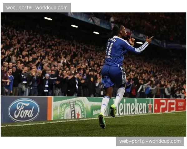 “切尔西官方:中场恩佐-费尔南德斯因脚踝韧带扭伤将缺席六周” “切尔西官方:中场恩佐-费尔南德斯因脚踝韧带扭伤将缺席六周”