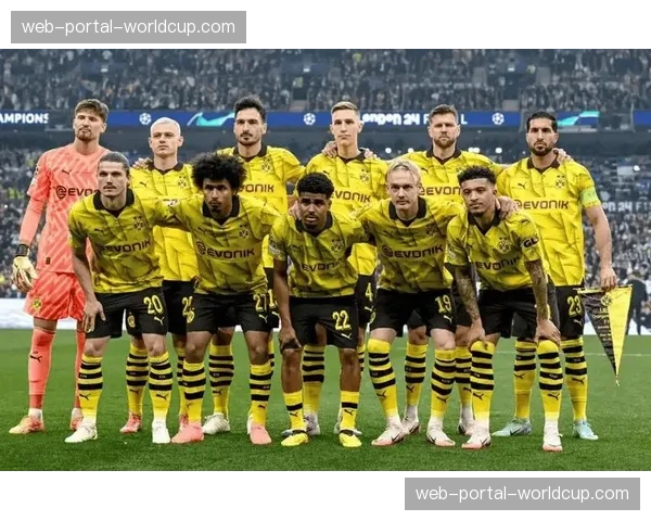 消息：巴萨确认加维腿部肌肉轻微拉伤，将缺席与多特蒙德的次回合较量