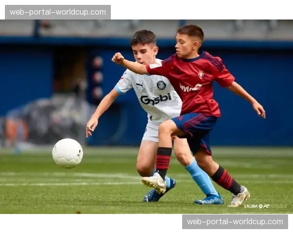 吉罗纳2-0格拉纳达,多夫比克头球建功,主队保留欧冠席位希望 吉罗纳2-0格拉纳达,多夫比克头球建功,主队保留欧冠席位希望